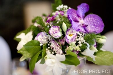 Бело — фиолетовая свадьба в ресторане Шалье. Бюджет 33 000 р.
